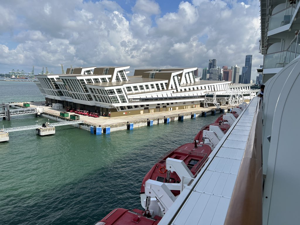 Back in Port after a impromptu vacation