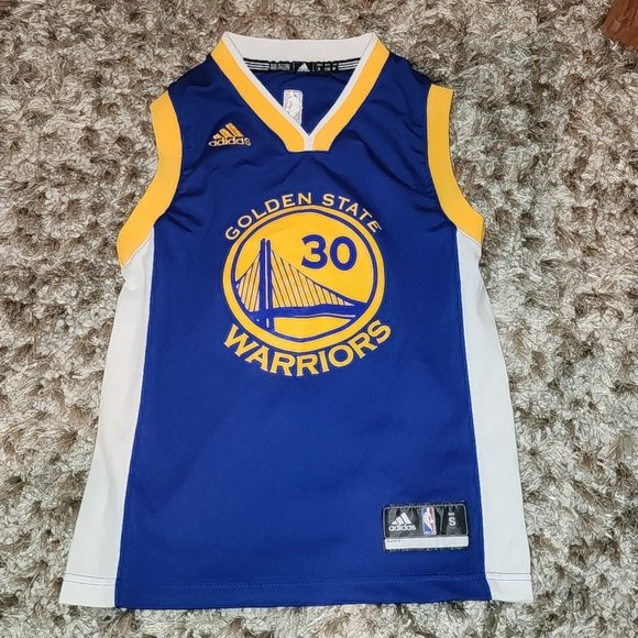 lawrence_loft's tweet photo. So good I had to share! Check out all the items I'm loving on @Poshmarkapp #poshmark #fashion #style #shopmycloset #polobyralphlauren #nike #nba: https://t.co/aAyCQ00BTN https://t.co/RMErBXOU1S