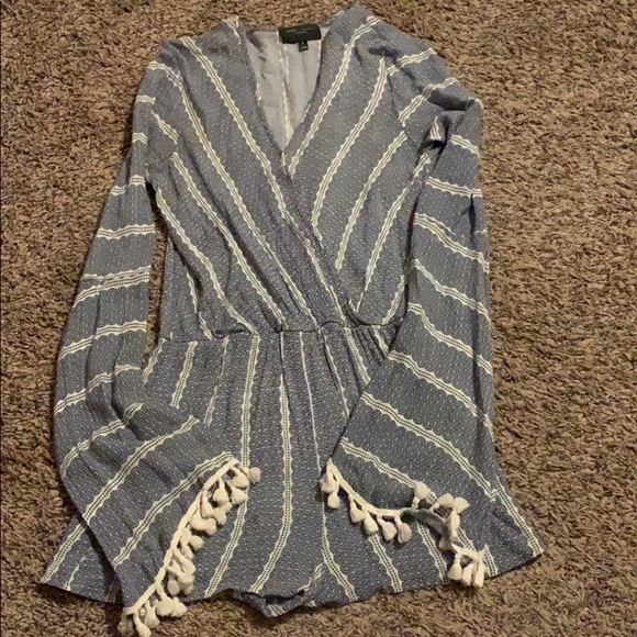 KCopying's tweet photo. So good I had to share! Check out all the items I'm loving on @Poshmarkapp #poshmark #fashion #style #shopmycloset #romeojulietcouture #chooka #hippierose: https://t.co/yd9woxKkCj https://t.co/vRMm4es98j