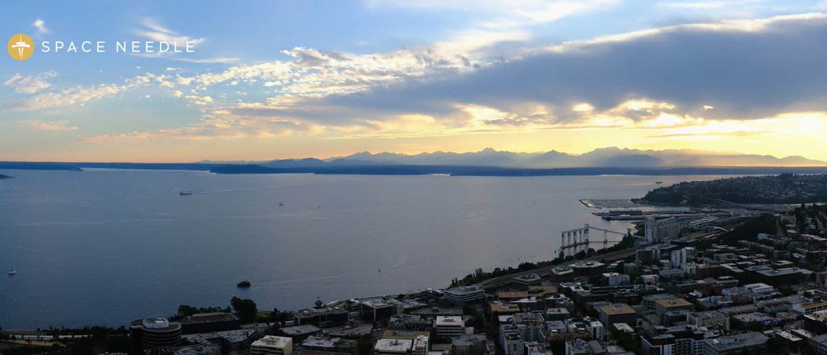 If the view from the <a href="/space_needle/">Space Needle</a> webcam is anything to go by, I'd say the spectacular sunset potential is high for a good portion of us in Western Washington tonight. 

#wawx