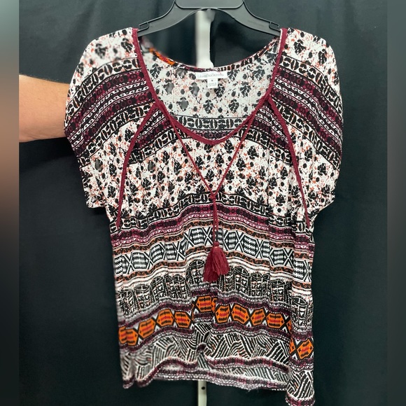 scanlandous's tweet photo. So good I had to share! Check out all the items I'm loving on @Poshmarkapp #poshmark #fashion #style #shopmycloset #knoxrose #johnpaulrichard: https://t.co/uhIVQ4AY5f https://t.co/xBrFM80ft0