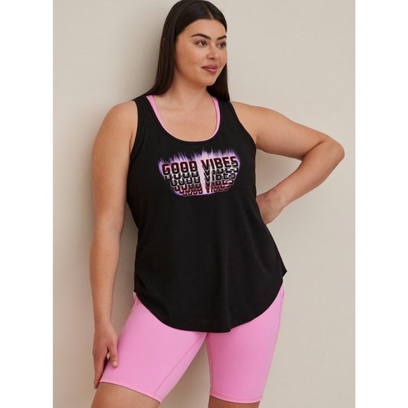BWorldBoutique's tweet photo. So good I had to share! Check out all the items I'm loving on @Poshmarkapp #poshmark #fashion #style #shopmycloset #gap #handcrafted #torrid: https://t.co/AHiamEavzb https://t.co/hHdBqme00c