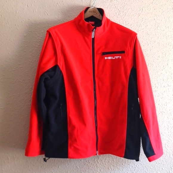 So good I had to share! Check out all the items I'm loving on <a href="/Poshmarkapp/">Poshmark</a> from <a href="/montanathrifts/">Montana Clark</a> #poshmark #fashion #style #shopmycloset #croftbarrow #kasper #hilti: posh.mk/tA9kiQRRiBb