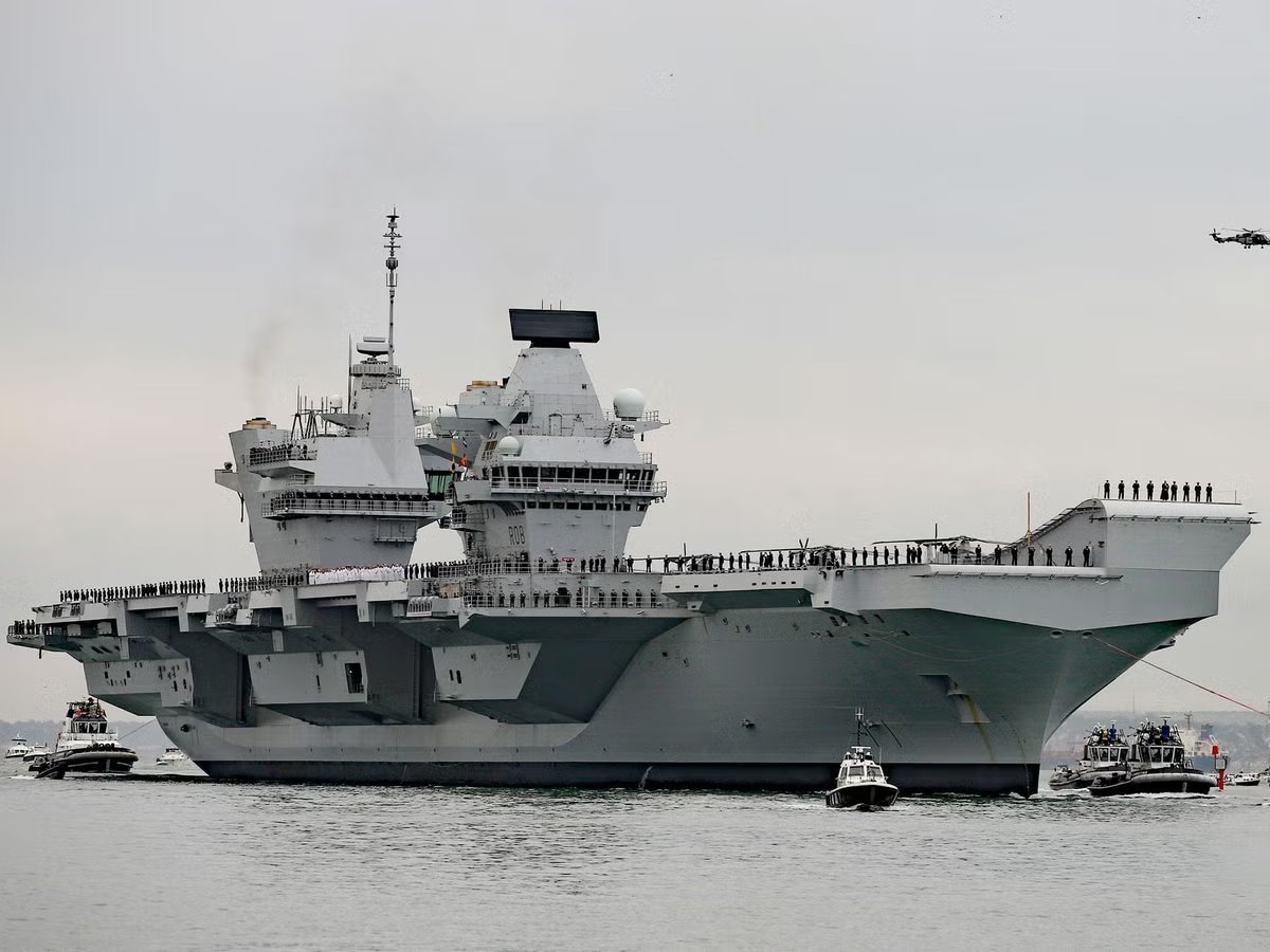 So the last time #HMSQueenElizabeth set sail for #CSG21, she has 9 British #F35B, did some digging and found out only 18 were in the UK back then (21 delivered, 3 in US, 18 in UK). This means that they surged 50% of the fleet for the deployment. Interesting tidbit, #USMC #F35B…