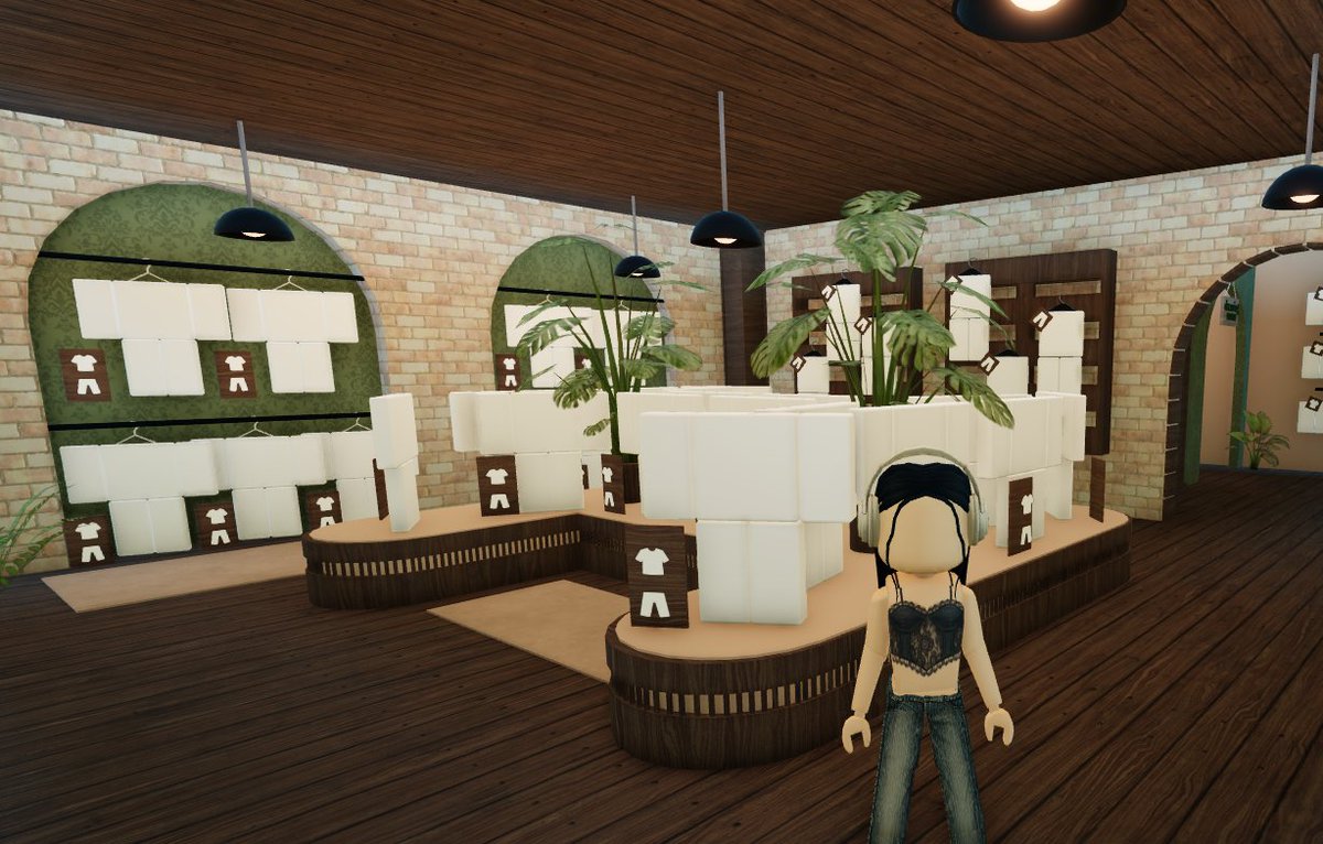 CYB3RJ0RD4N's tweet image. selling this homestore for 500 robux +tax  
roblox.com/games/13875673…

#roblox #homestore #robloxhomestore #robloxbuilding #robloxdev #robloxdevs #RobloxDesigner #robloxclothing #robloxclothes