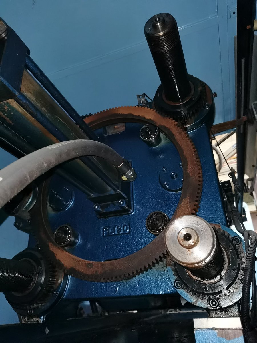 6 sets Liguang FL-130T, servo motor system, tie rod 420mm*420mm, screw size 40mm, shot weight 214 gram. Super low price! USD 3800/set .
5 مجموعات من China Liguang 130T ، مؤازرة ، للبيع بسعر منخفض
I come from Guangdong, China
WeChat ID: Chen13928154039
Whatsapp: 008613928154039
