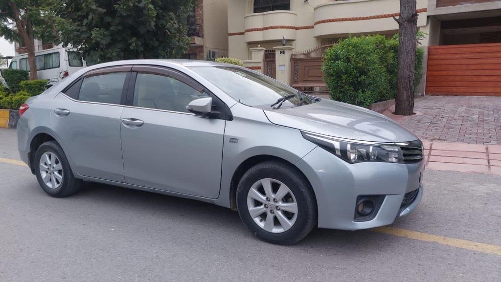 AutoDealspk_'s tweet photo. Toyota Corolla Altis X Automatic 1.6 
See More: https://t.co/HhIBeku7Zi
Model 2015
Location: Islamabad https://t.co/VpSwQ4vvIp