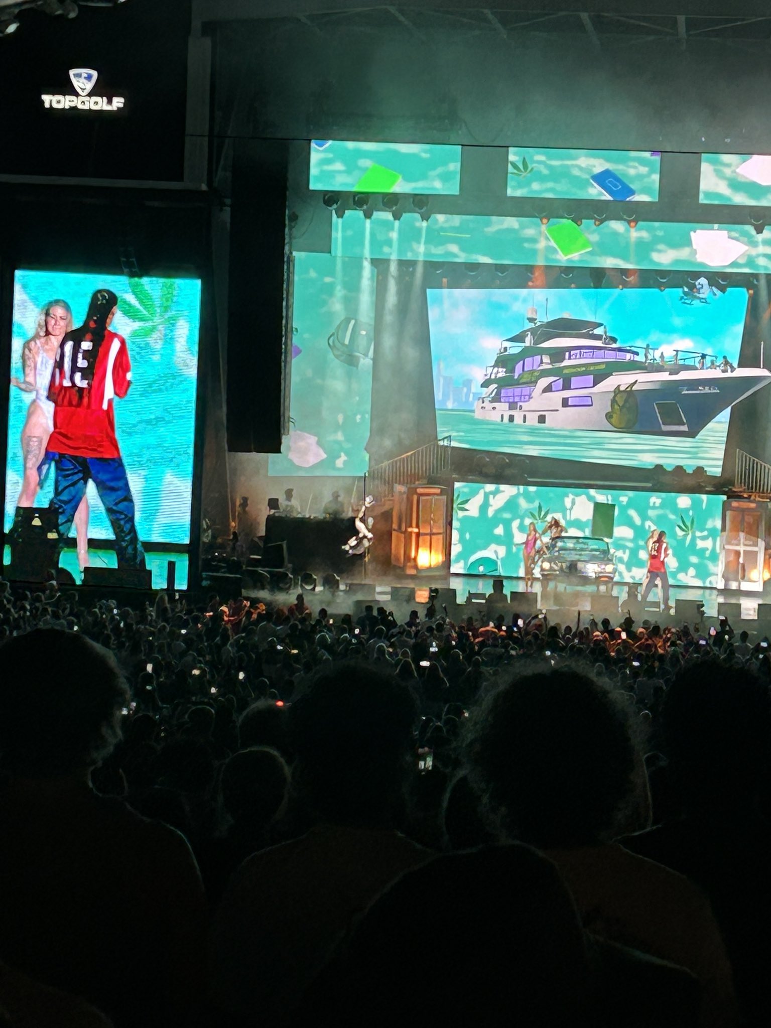Snoop Dogg at the Walmart Amp honoring Ryan Mallett SEC Rant