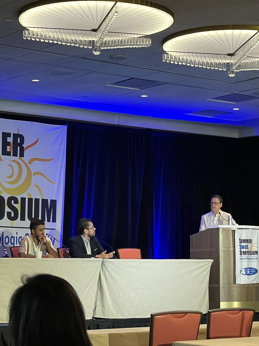 DrScottFortune's tweet photo. Optimizing outcomes in endoscopic sinus surgery: my colleague @MaciasORL enlightening the audience #ARS2023SSS #summersinus @AmRhinoSociety https://t.co/amrEXRphA9