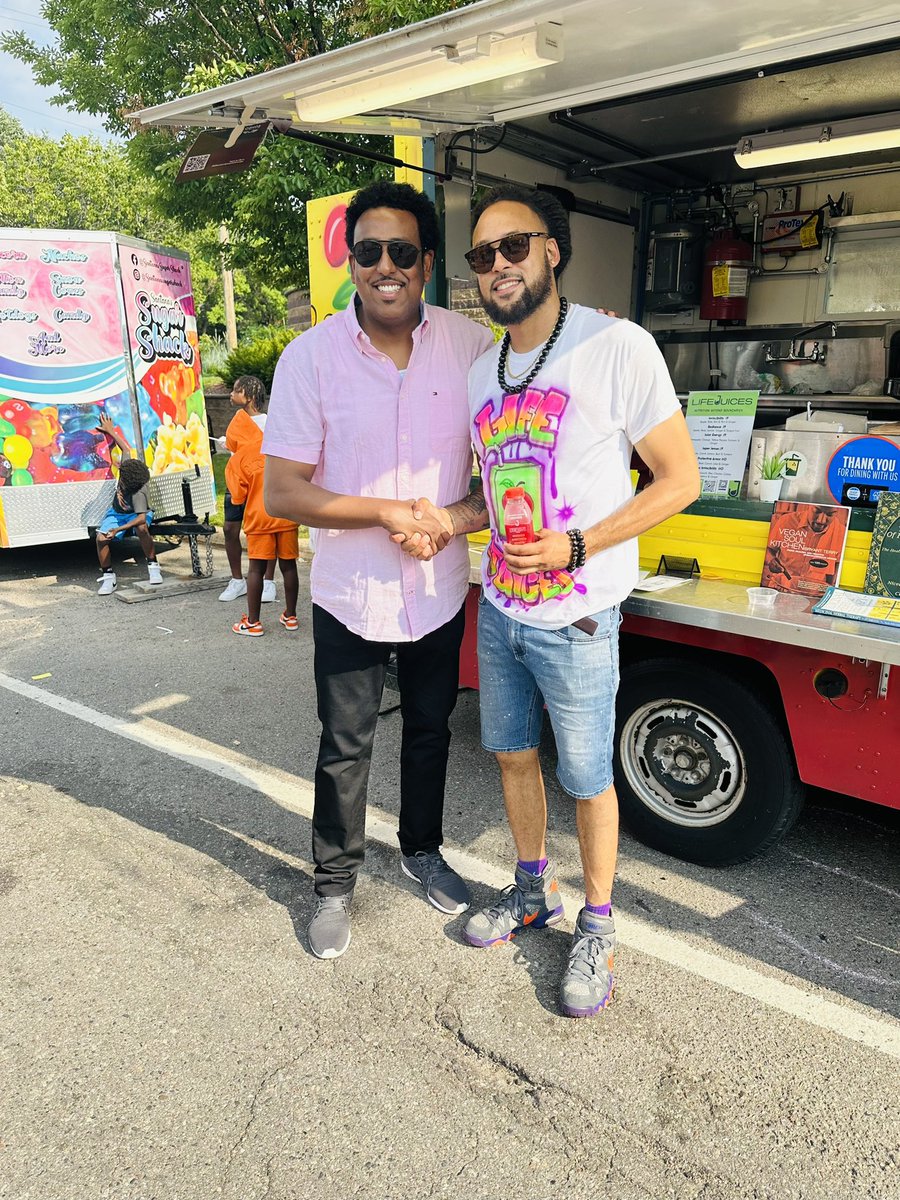 samakabforhouse's tweet photo. The Taste of Rondo Block Party took place on yet another wonderful day in Saint Paul. I enjoyed seeing so many community members, including friends, and neighbors in District 65A. It's wonderful to represent the community where you grew up and are familiar with everyone. https://t.co/H5E9POzhb5