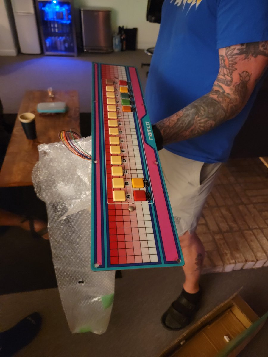 TooPlatinum tweet media