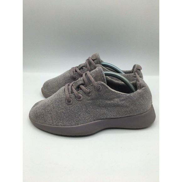 shop_ILAH's tweet photo. So good I had to share! Check out all the items I'm loving on @Poshmarkapp #poshmark #fashion #style #shopmycloset #allbirds: https://t.co/DL0jWBgkQV https://t.co/msns1ONZBI
