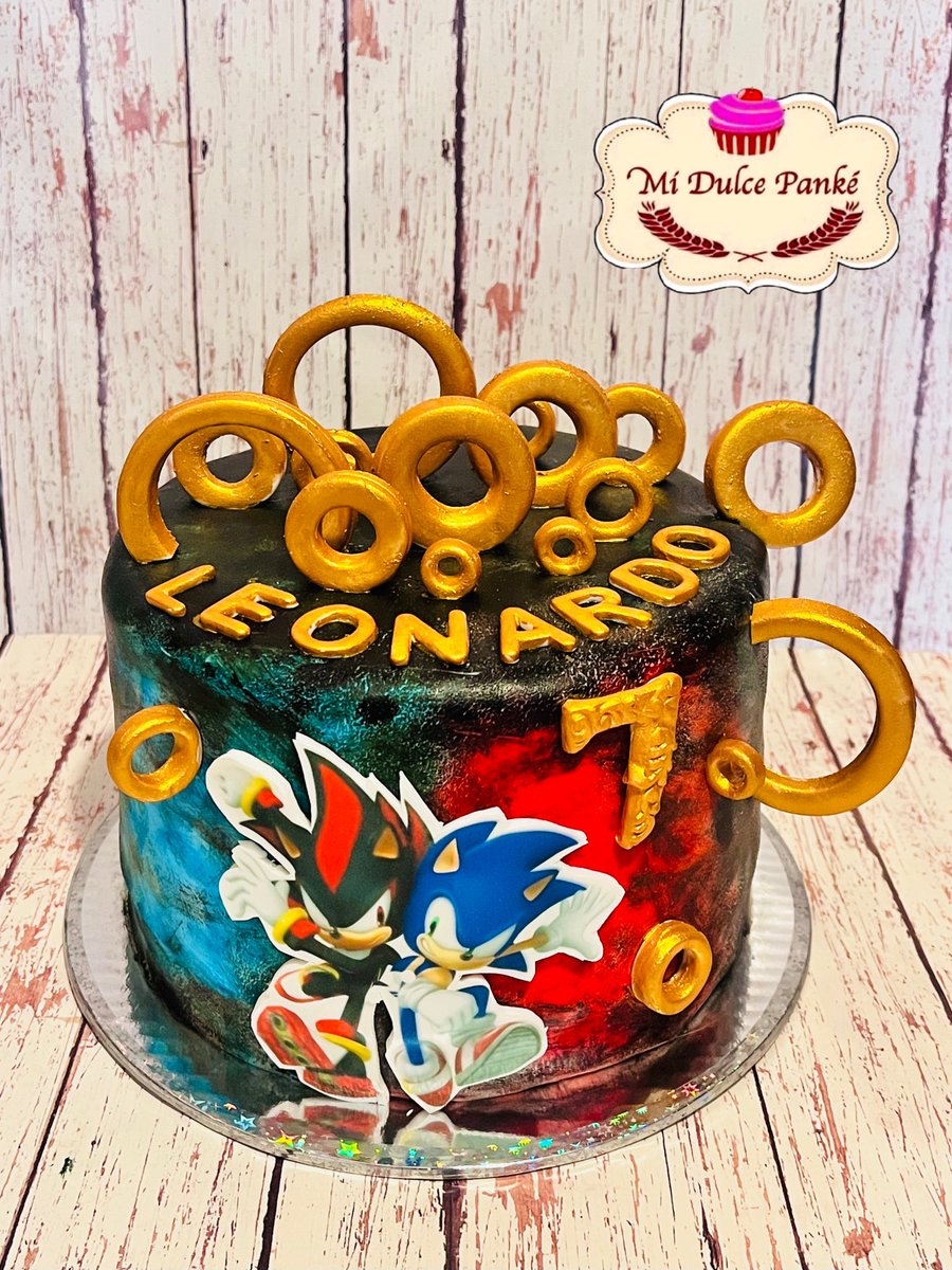 midulcepanke's tweet photo. Pastel Sonic y Shadow con decoraciones en fondant e impresión comestible en hoja de arroz.
#MiDulcePanké #MiDulcePanke #HaciendoDulcesTusMomentos #PastelDeFondant #FondantCake #PastelesTemáticos #Bakery #Philadelphia #MantequillaGloria #Alpura #Sonic #SonicCake #SonicYShadow https://t.co/Yn8RdBFj89
