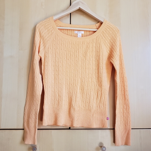 whatnikthinks's tweet photo. So good I had to share! Check out all the items I'm loving on @Poshmarkapp #poshmark #fashion #style #shopmycloset #aeropostale #magellanoutdoors: https://t.co/vq2lJuS4sm https://t.co/CxGEmo3rKD