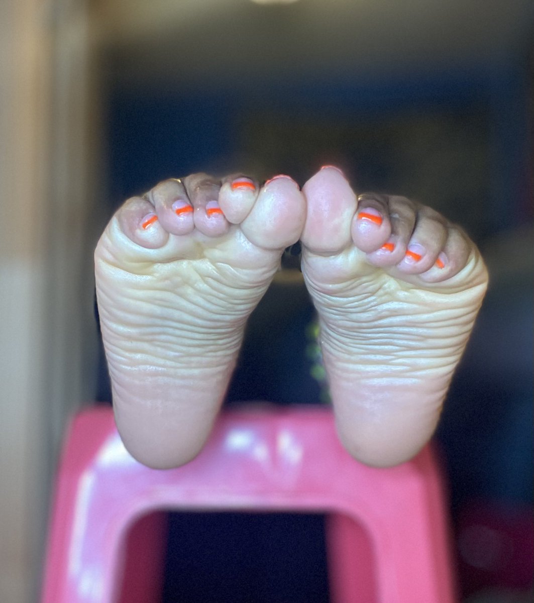 coco4feets's tweet photo. I need me a foot loving sugar daddy💋
#feet_lover #feetfethish #feetcontent #sugardaddies 

-Inbox me for customs😉 https://t.co/6v3UC6e5UE