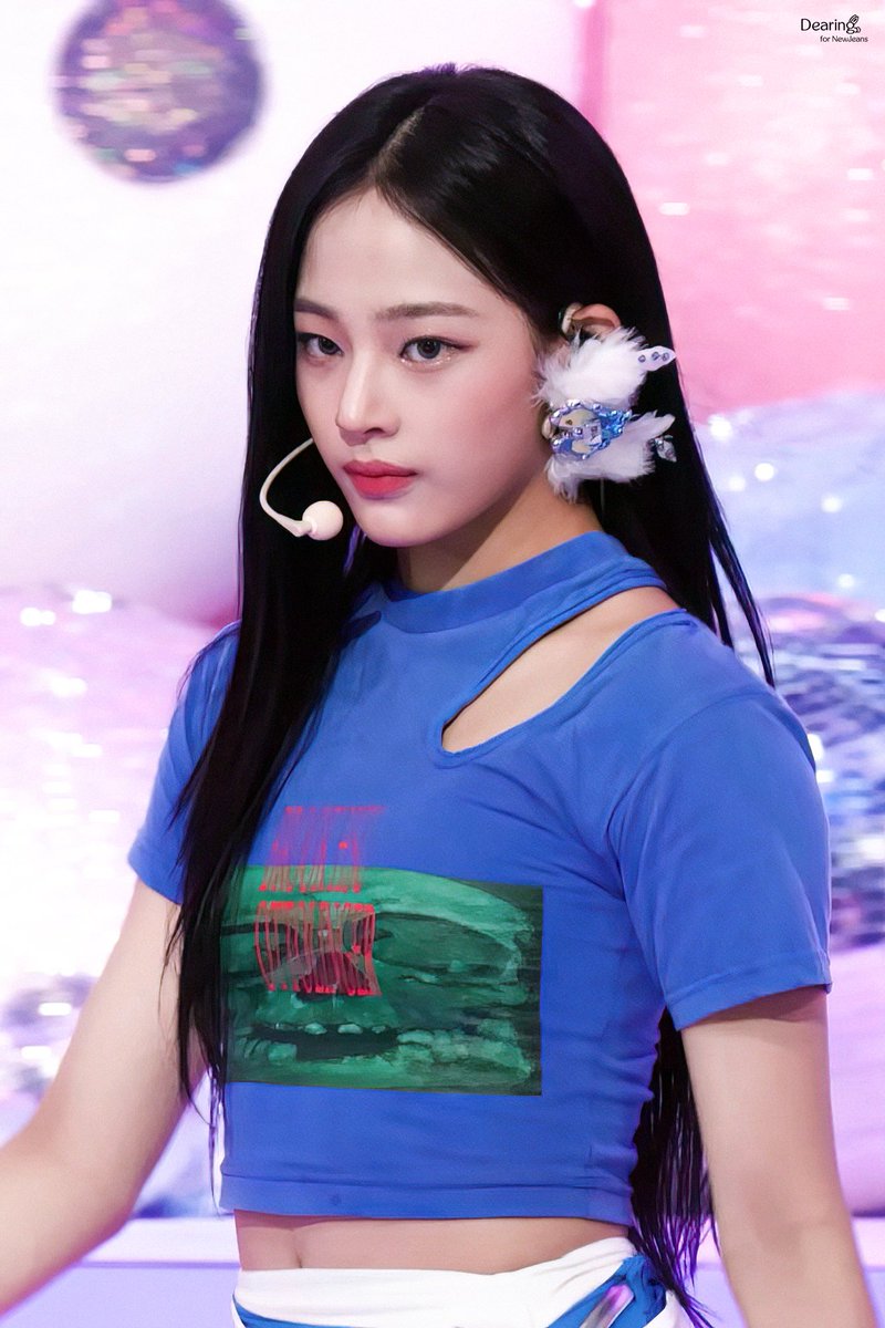 dearing_0411's tweet photo. 230714 'New Jeans' Music Bank
#NewJeans #뉴진스 #Minji #민지 https://t.co/5l8kfyWQgv