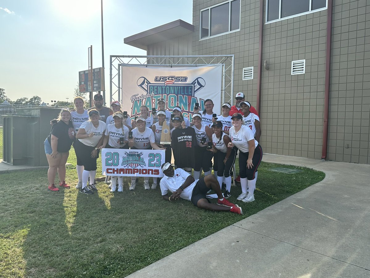 2023 USSSA 18A National Champions and Sun halo appeared which has a 22 degree angle Jayden Lee was there rooting us in to the championship cause as soon as we won’t it was gone.I’m beyond words to describe how proud of my girls and the way they carried themselves
#prymefastpitch