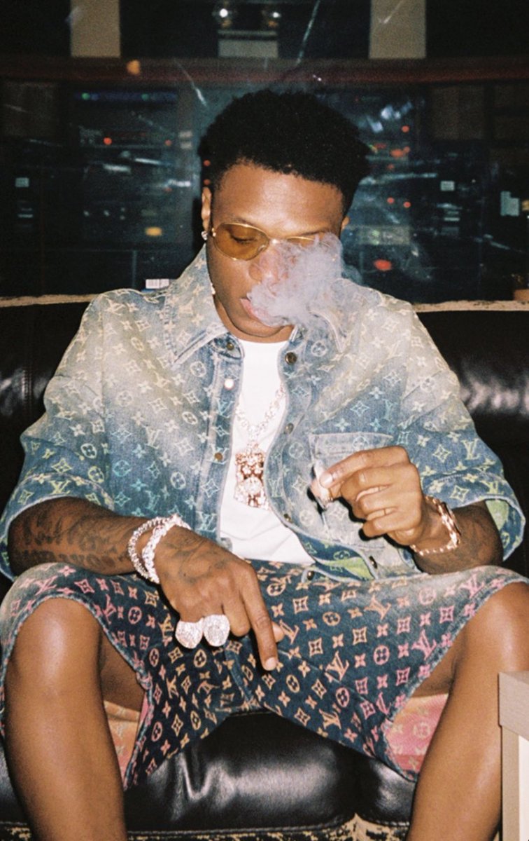 AdeyinkaIsrae12's tweet image. Biggest Bird 🦅 
#Big33 #WizkidAt33 #Wizkid