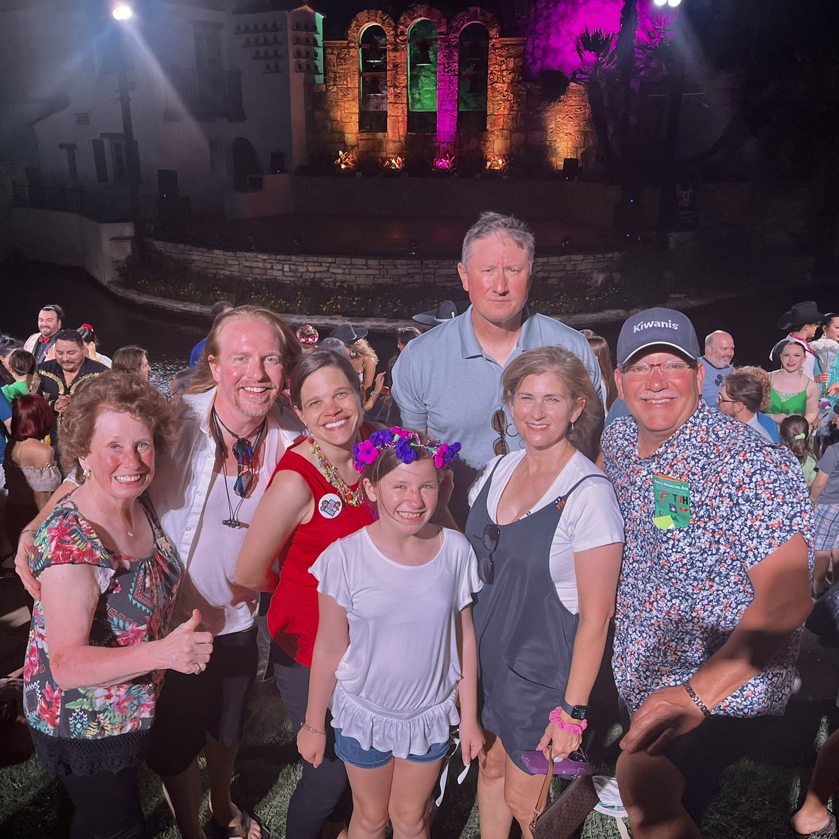 NB Kiwanians with T-O Governor Patrick McCage at <a href="/FiestaNocheSA/">Fiesta Noche del Rio</a>, hosted by our friends in the <a href="/AlamoKiwanis/">Alamo Kiwanis Club</a> 💃🏻🎵
#fiestanochedelrio #satx #nbtx #kidsneedkiwanis #kiwanisneedsyou