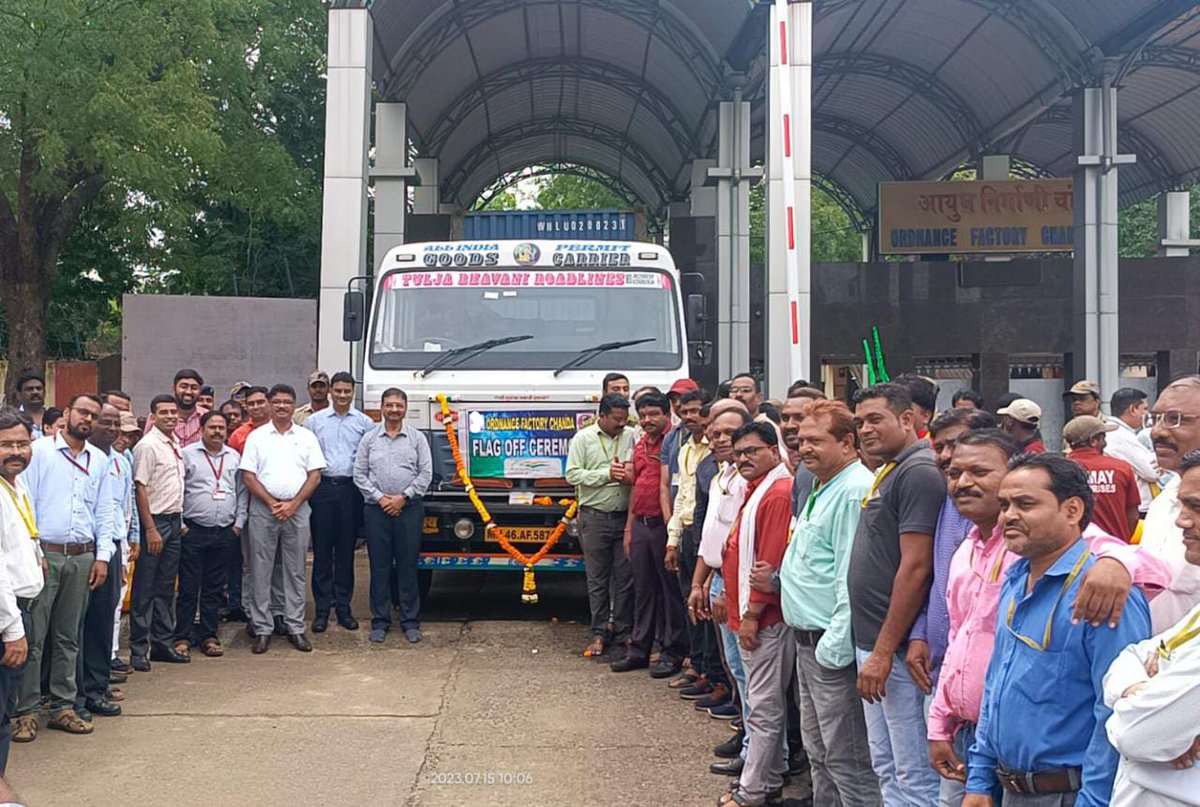 General Manager, OFCH has flagged off 32 vehicles loaded with Shell 155 mm, a prestigious product of OFCH, for onward shipping to foreign customer. This year it is the first consignment of export by OFCH, which is earning foreign currency to the nation to the tune of Rs 80 Cr.