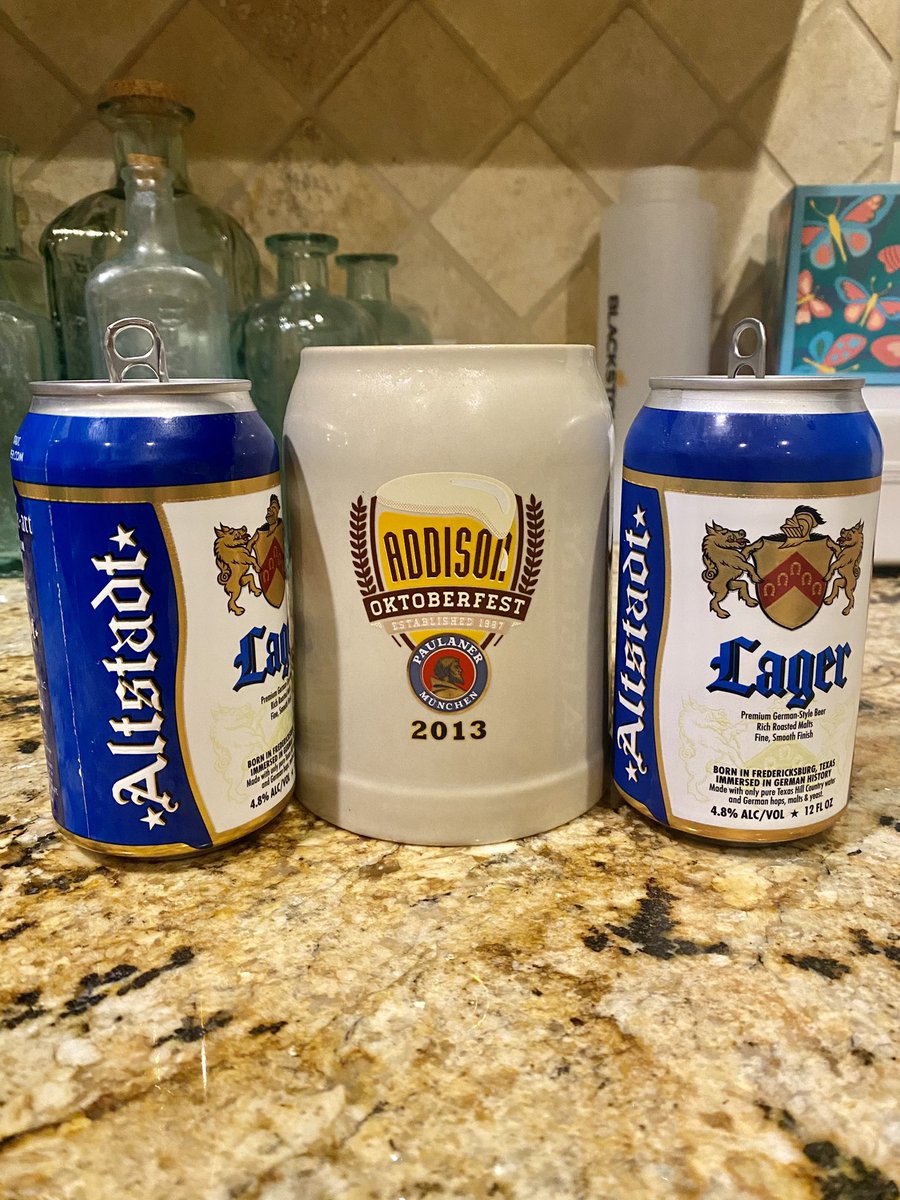 CombrinkMark's tweet photo. @colobeergeek #clearbeer cheers! #drinkcheck https://t.co/iwQ4pkL7mq