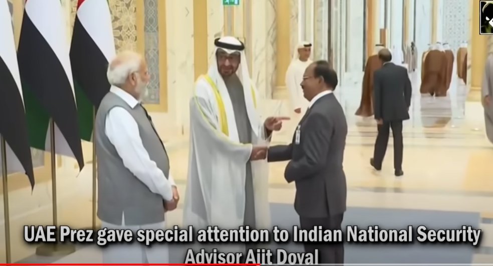 'Arey Modi ji, yeh wahi sahab hai na, jo chup chap Anti Nationals ki Supari de deta hai' ? 
#ModiInUAE #ModiInUSA #AjitDoval 🇮🇳