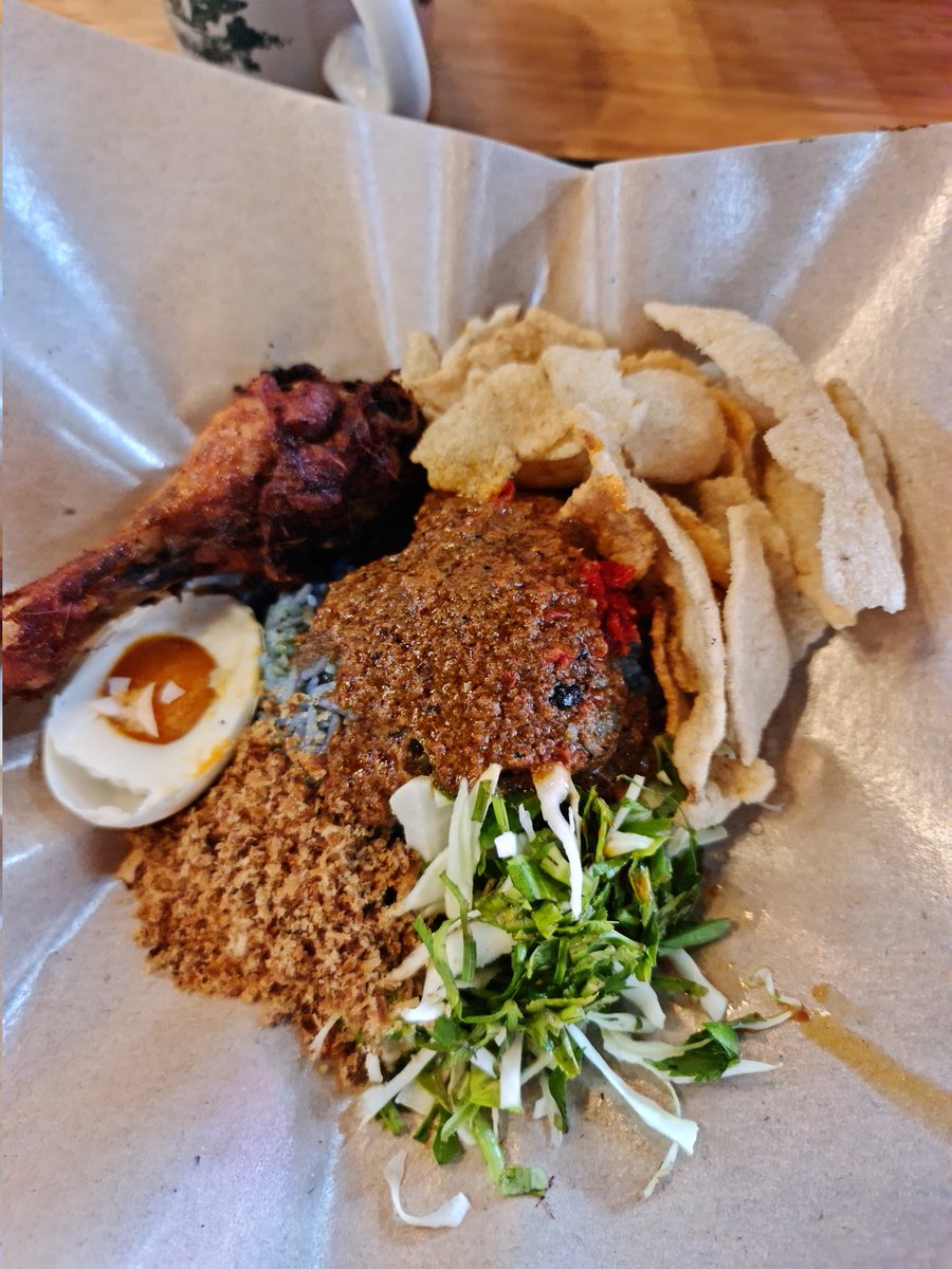 drzaherah's tweet photo. Nasi Kerabu Kaler Biru @ Laman Glenmarie. https://t.co/Rm3l4Z4HoL