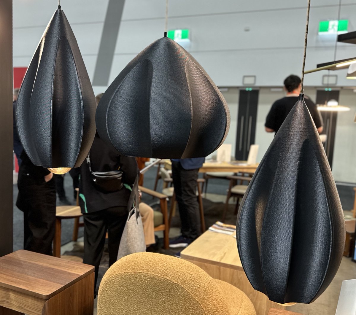DesignInsideAu's tweet photo. Two Melbourne trade fairs down, and the question of "whats in" is always asked. So, with finished products I've noticed quantum leaps in cabinetry handles, lighting, outdoor furniture. Quality not quantity was visibly present in manufacturing, but the loudest voices definitely... https://t.co/NpDENvT0Pa