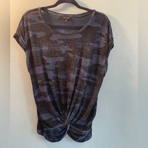 ANaturalWay216's tweet photo. So good I had to share! Check out all the items I'm loving on @Poshmarkapp #poshmark #fashion #style #shopmycloset #jaald #luckybrand #worthington: https://t.co/k6P8ofMKW1 https://t.co/8U3qDO2J3A