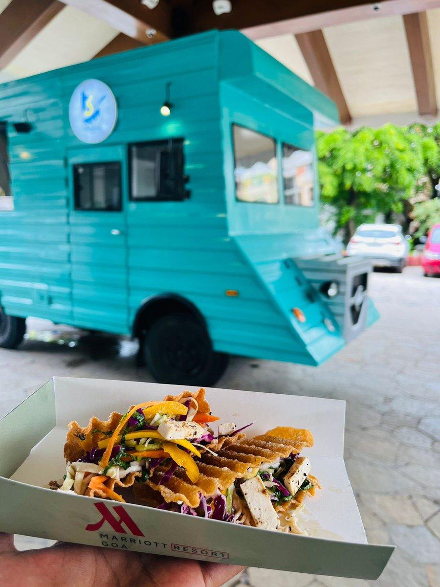 GoaMarriott's tweet photo. Our energetic team is looking forward to ensuring you have a great culinary experience by serving you a range of delicacies straight from the live kitchen of our food truck! ๐
#itsbetteratgoamarriott #foodtruck #t3 https://t.co/R6ZdNh8XkW