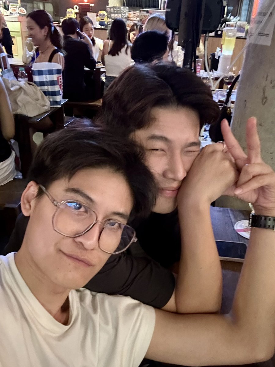 topousza's tweet photo. งื้อออ https://t.co/qvWQnnlIx0