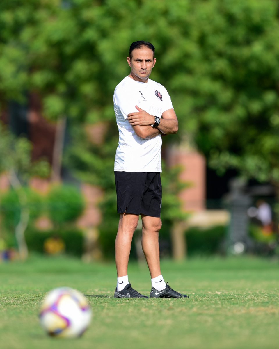 RajasthanUnited's tweet photo. Meet the Architectures of Rajasthan’s Fortress!

Our dedicated officials, the heartbeat of our team. ⚽👥✨

#NewBeginnings #Rufc #AbKhelegaRajasthan https://t.co/NyDhmV7LHN