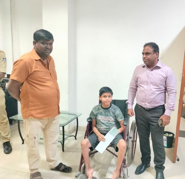 vswsindore's tweet image. Tune in with the story of Bhanu Pratap Singh on our Facebook page or view the description. facebook.com/permalink.php?…
#VSWS #LetsDoGood #VswsIndore