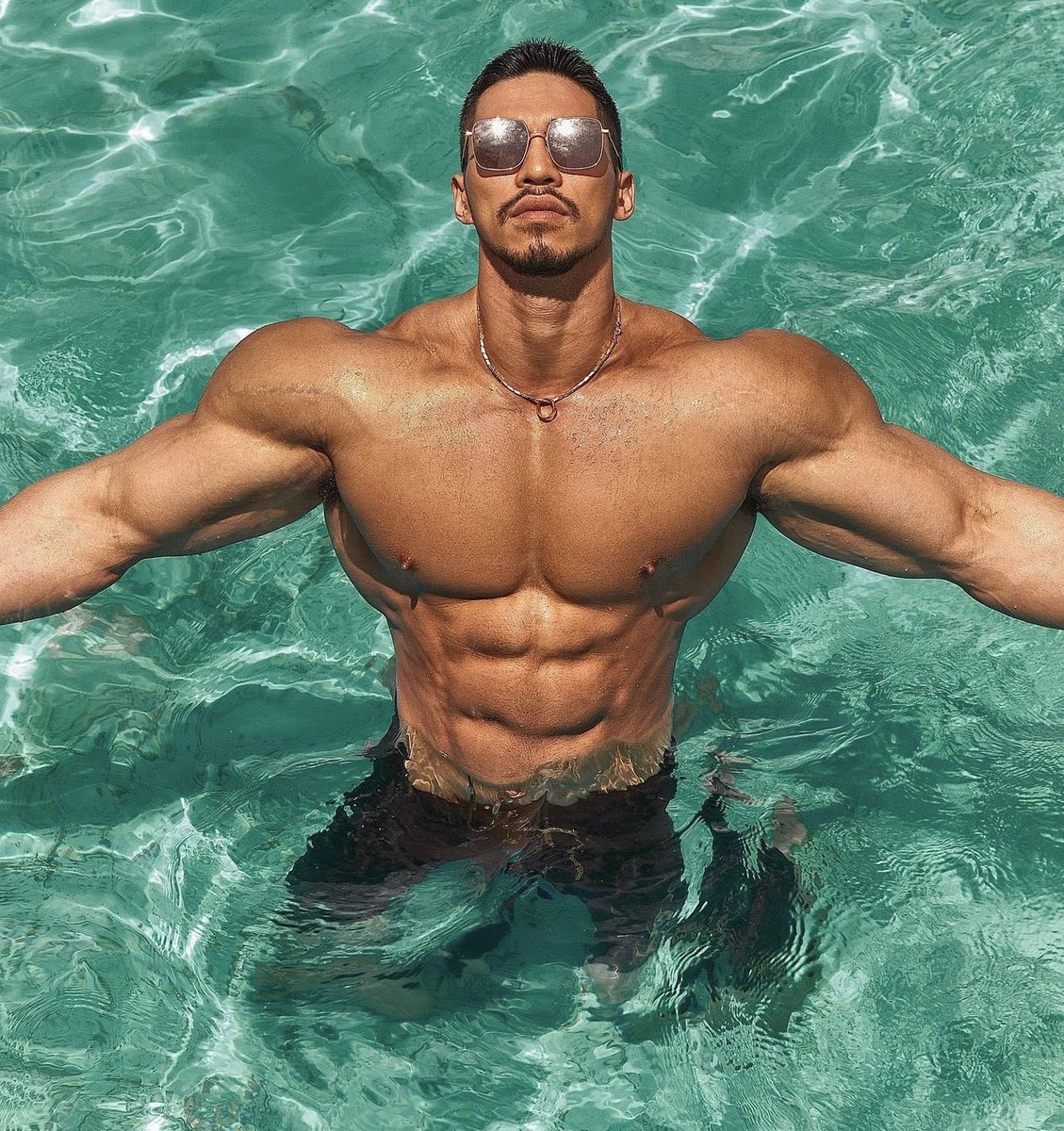 𝙆𝙚𝙣𝙟𝙞 (@meinbosu) on Twitter photo 