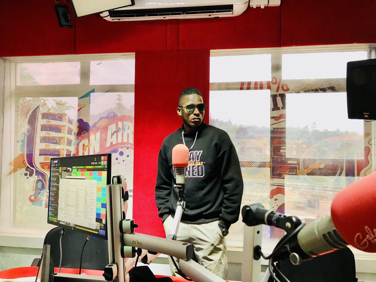 SinantiOfficial's tweet photo. I’m on @GalaxyFMUg with @Detacha3 right now.

#owamasoameru https://t.co/2RFgIWHIir