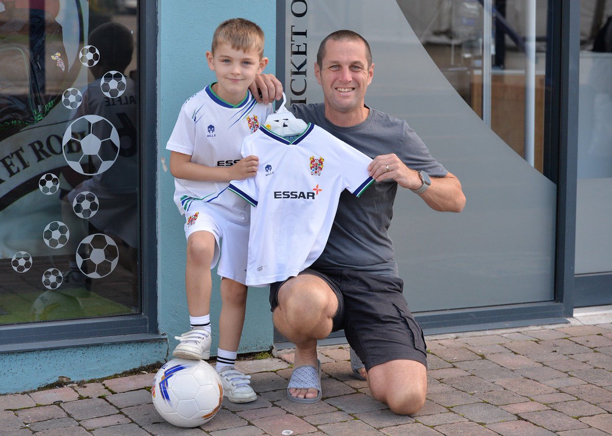 💙 Plenty of happy shoppers already purchasing the new home shirt

#TRFC #SWA
