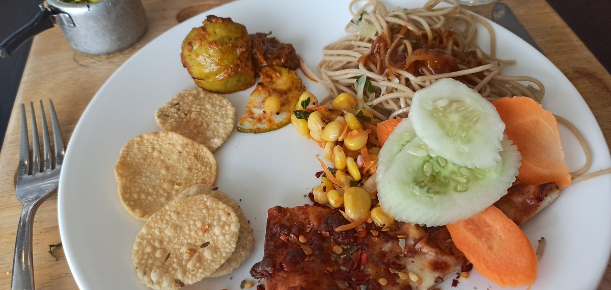 _Silencepedia_'s tweet image. Just had the most adorable dining experience yesterday! 😍 At Sattvam Whitefield, they served #satvik food delicious meal in the tiniest pressure cooker ever! It was too cute to handle! 🥘💕 #Foodie #RestaurantDelights #CutestPressureCooker #SattvamWhitefield