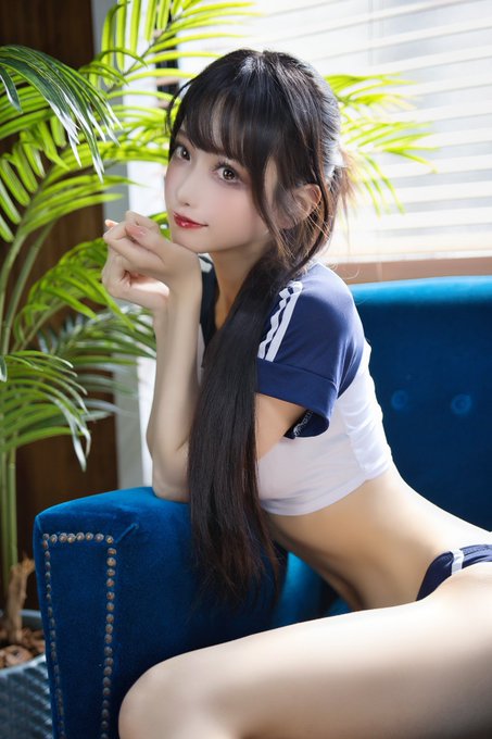 コスプレイヤーしろさきのTwitter画像39