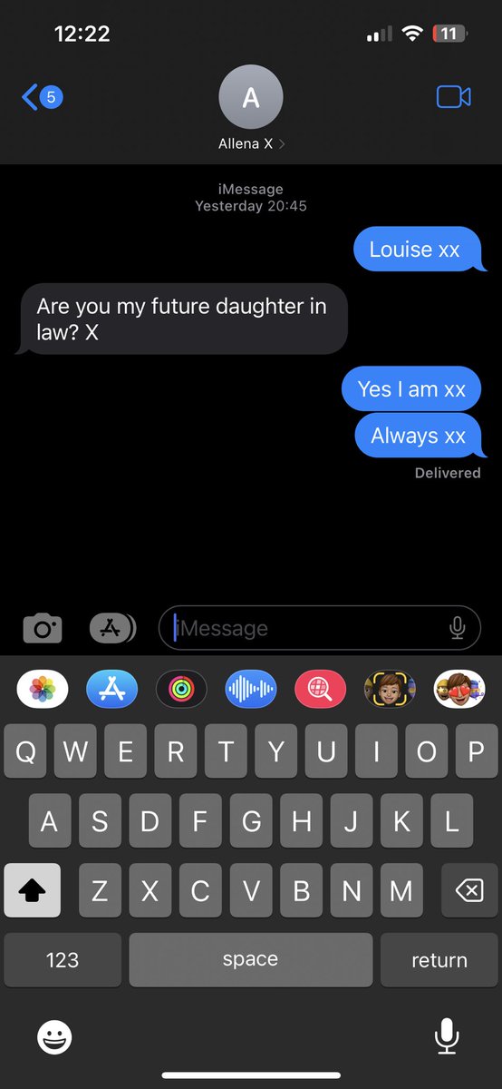 I met a woman and her husband in the ballencreif last night who tried to set me up with her son and then said she would love me to be her daughter in law, i actual might turn up for Sunday family dinner cause am delicate the day