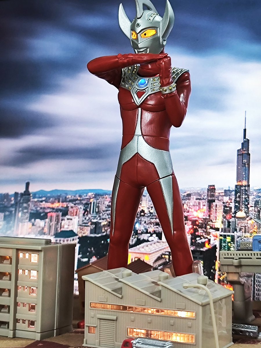 zje208's tweet photo. 发光扭蛋 ＃奥特曼 ＃Ultraman ＃ウルトラマン https://t.co/ttPlrp4JiA