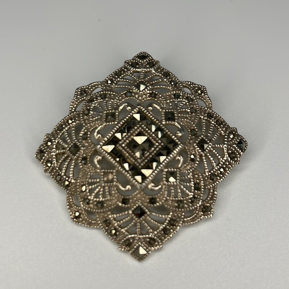 So good I had to share! Check out all the items I'm loving on <a href="/Poshmarkapp/">Poshmark</a> from <a href="/Maria41383465/">Maria</a> #poshmark #fashion #style #shopmycloset #louisvuitton #armaniexchange: posh.mk/U9bn6jeNtBb