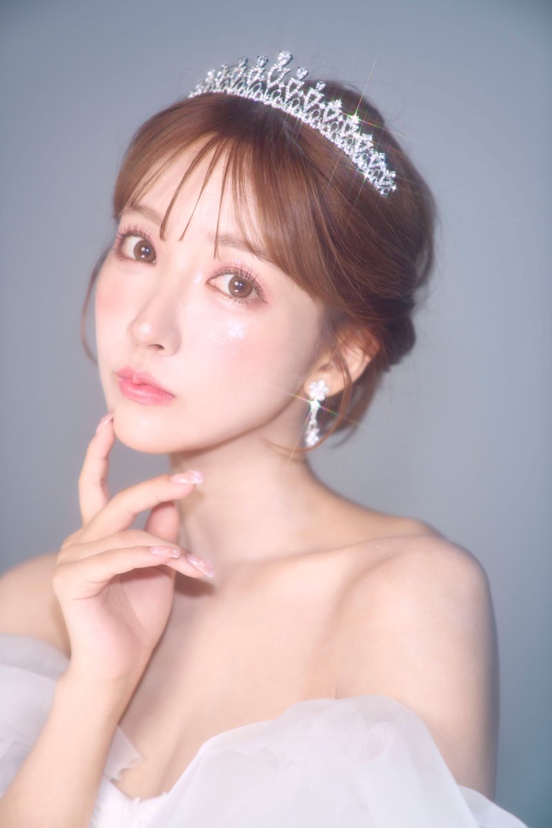 三上悠亜引退+バースデーイベント🎂

日時：8/16(水)18:00〜
場所：有楽町ヒューリックホール

ファンクラブにて
チケット先行販売中開始しました🎟️

▼ファンクラブはこちら♡
https://t.co/6tsnOLGZ0m https://t.co/zEXYznEyKq