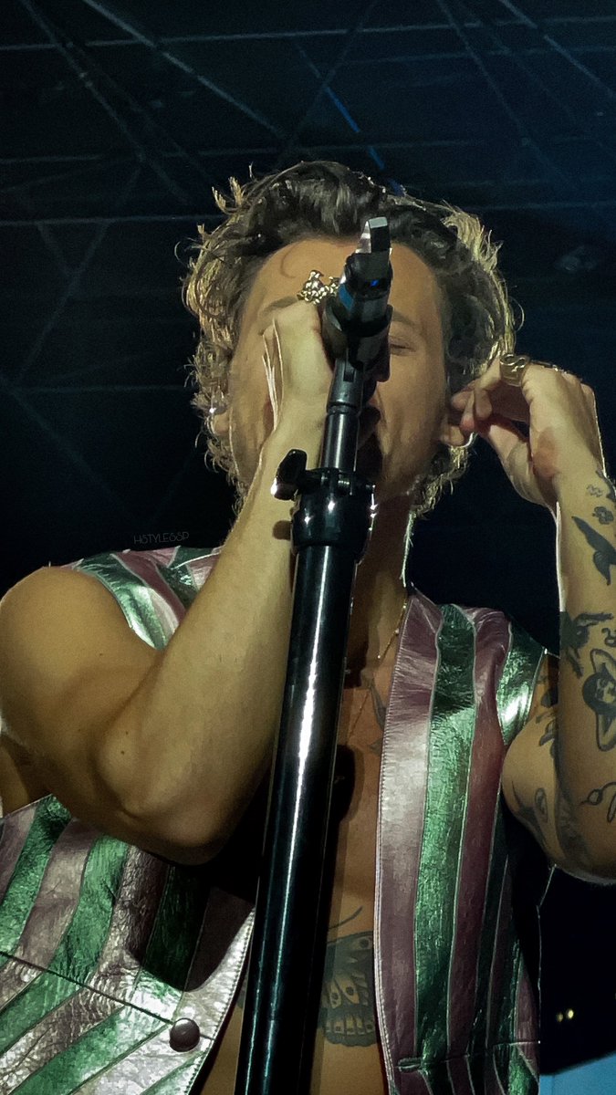 HStylesSP's tweet photo. It’s only been a couple of days and I miss you✨

📸 by me https://t.co/ZxEaQyIp9h
