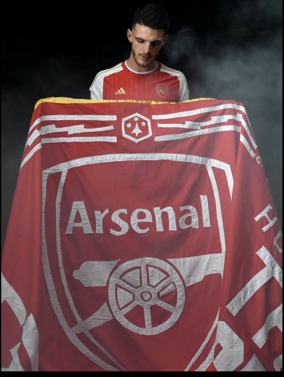 tinGunn3R's tweet photo. Gunners will have the Premier League on smoke none of you are ready #DECLANRICE #arsenal #Gunners #COYG https://t.co/Ntwdd5XUnH