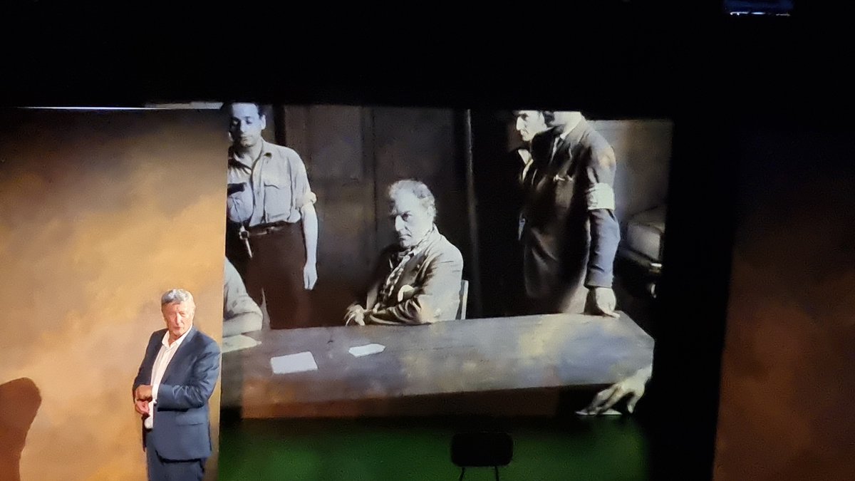 Avignon rime avec 60 jours de prison !! Tous les jours a 13h45 sauf le mardi, au théâtre du petit chien !!