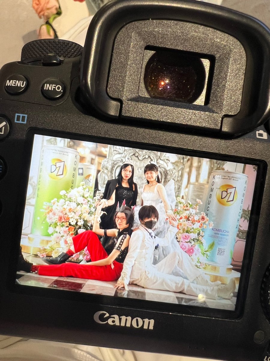 SONA_luve's tweet photo. We know each other because of them. 
We become friends because of them. 
@Imwicha 
They have no idea how many wonderful things happened because of themselves in this world. 
Luve is still there. We will still meet. 
#BibleWichapas #D7xBible #MeetingD7xBible #bsumone #bsumbody https://t.co/JPuquxW72Z