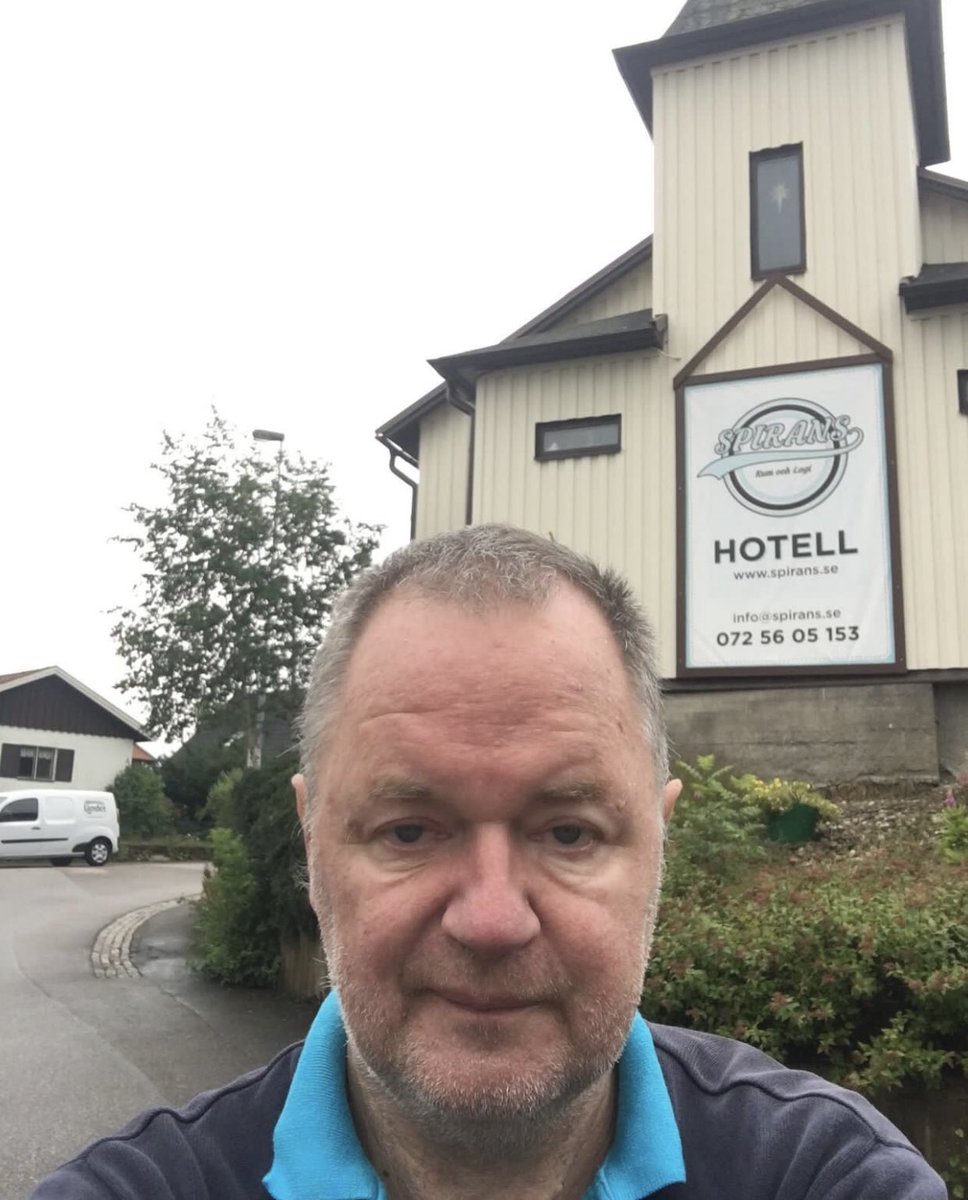 For all people who want a cheap and reliable hotel in south of Sweden I recommend spiran hotel in trollhattan.