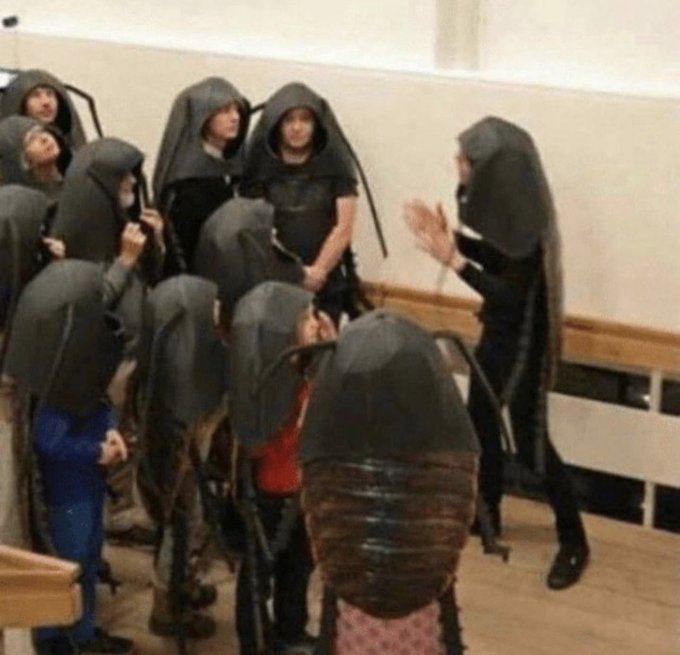 This is where all fandom drama starts https://t.co/kZhkAg5Ab7<a href="/tag/antizoophile"class="tags"><span>#antizoophile</span></a>