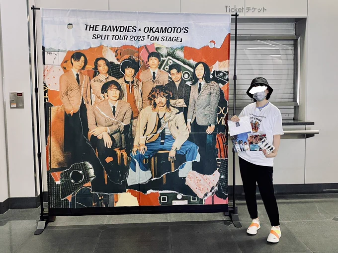 THE BAWDIES × OKAMOTO'S SPLIT TOUR 2023「ON STAGE」 今晩から明日は用事があって、めっちゃくちゃに行きたいのにどうしても行けず… グッズ販売だけ時間が作れたから行ってきました〜 コラボTシャツやらハマくんの指ハートゲットできました嬉しすぎる…