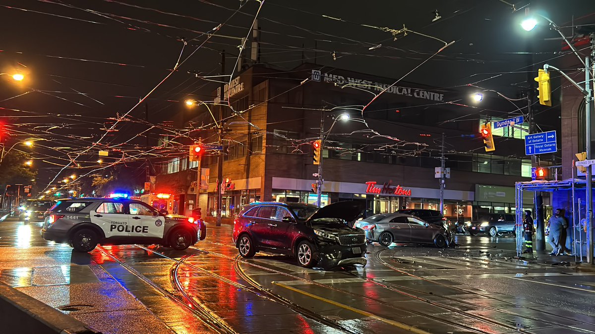 luke_pettigrew's tweet image. Another predictable collision at the intersection of Bathurst and Dundas